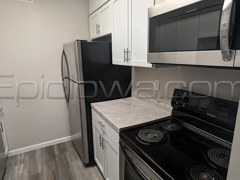 220 19th St NE #E-123 — Photo 2