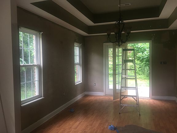 4th image of 10929 Parkgate Ln