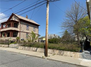 67 Commodore St, Providence, RI 02904