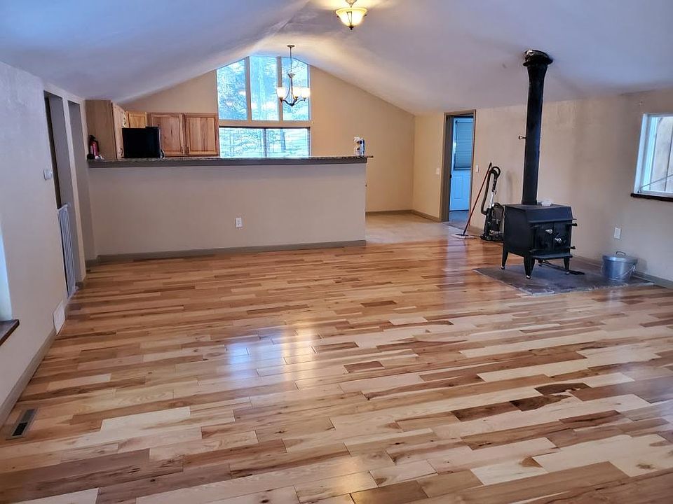 2nd image of 44 Anderson Rd