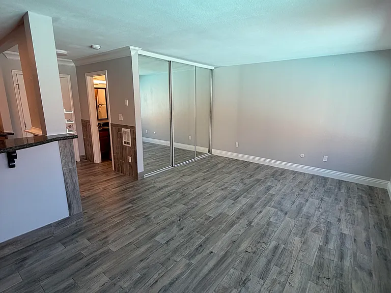 860 Turquoise St #128 — Photo 5