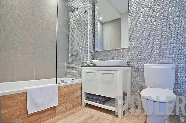 Rented by The KCI Group | media 109