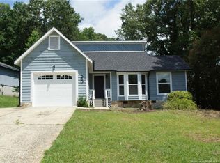 560 Andover Rd, Fayetteville, NC 28311