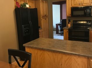 707 73rd St NE, Cedar Rapids, IA 52402