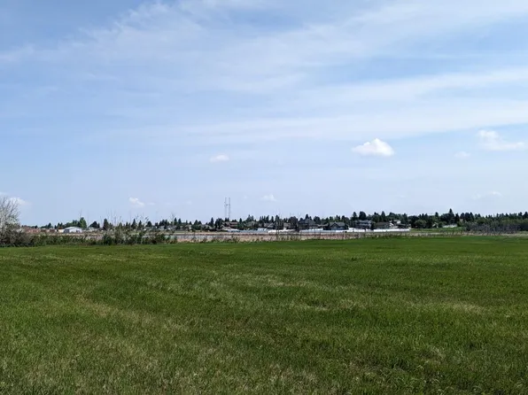 4199 54th St, Vegreville, AB T9C 1J5