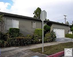 1st image of 3901 E 2nd St