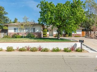 3751 Dalehurst Dr, Bakersfield, CA 93306