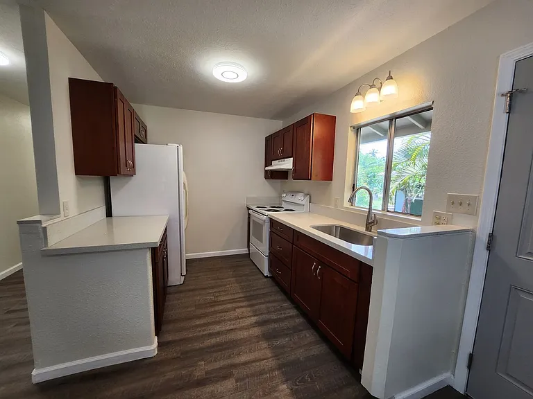 1164 S Kihei Rd — Photo 3