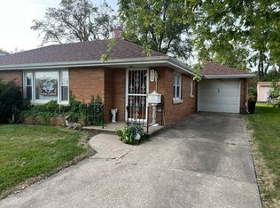 523 Beckman Dr, Kankakee, IL 60901