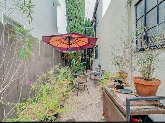 2nd image of 2493 Cedar Ave
