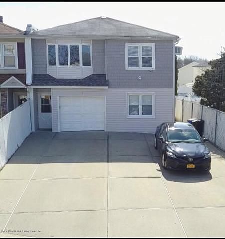 1st image of 97 Redwood Ave