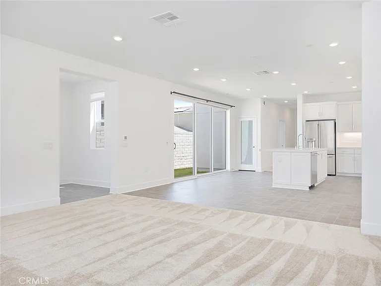 27399 Fox Den Pl — Photo 7