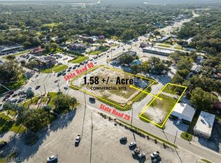 10 W Hickpochee Ave, Labelle, FL 33935