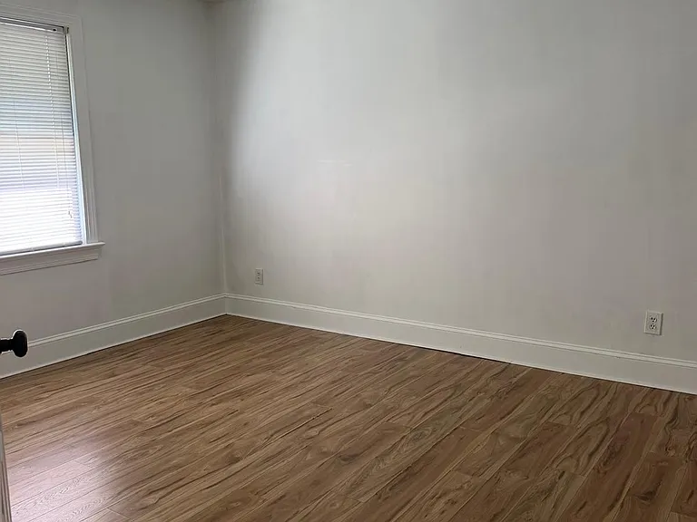 5600 Carmel Rd — Photo 35