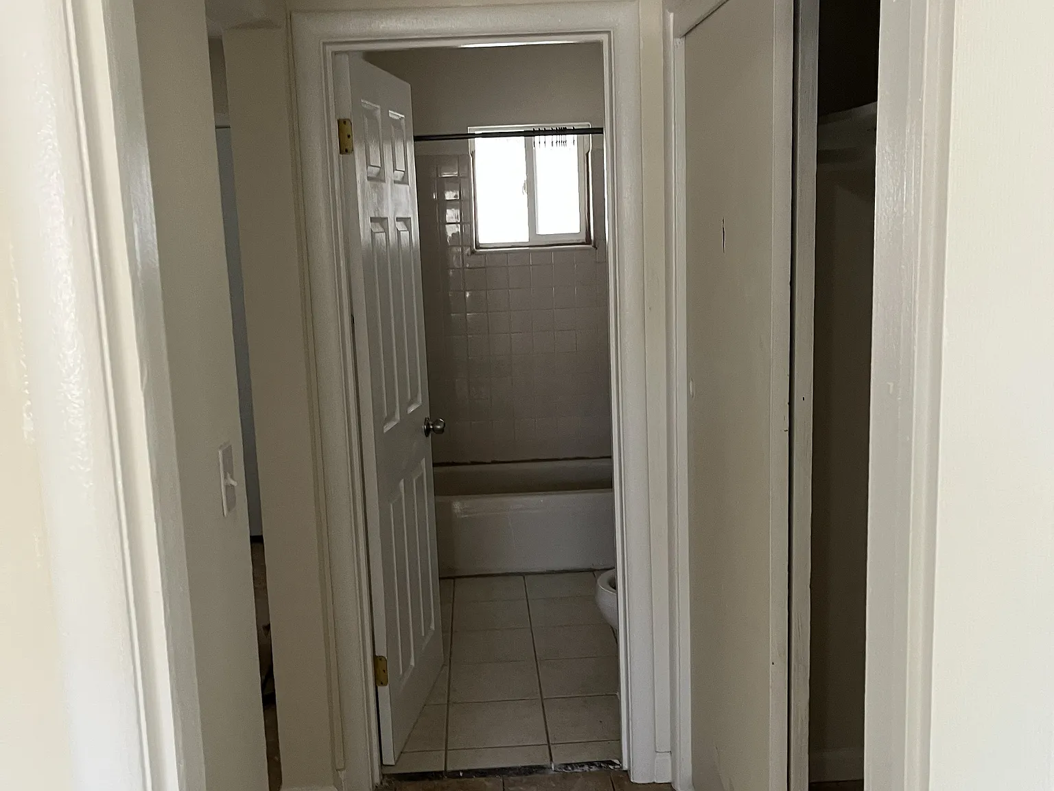 1 bed, 550 sqft, $2,200 — Photo 4
