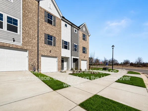 1928 Enniscorthy St, Fuquay Varina, NC 27526