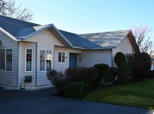 4208 Meadowsweet St, Pasco, WA 99301
