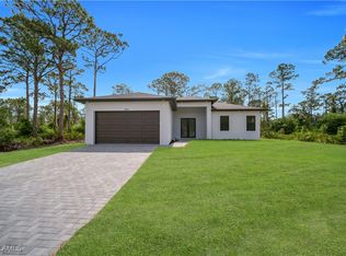 920 Palmetto Ave #E, Lehigh Acres, FL 33972