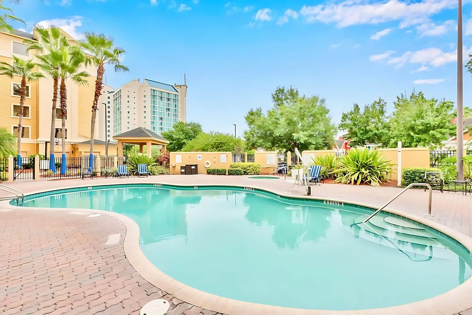 1 bed, 1.0 bath, 538 sqft, $1,613 — Photo 4