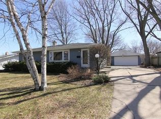 1017 Vernon Ave, Madison, WI 53716
