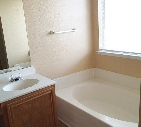 3rd image of 6719 Flamewood Dr