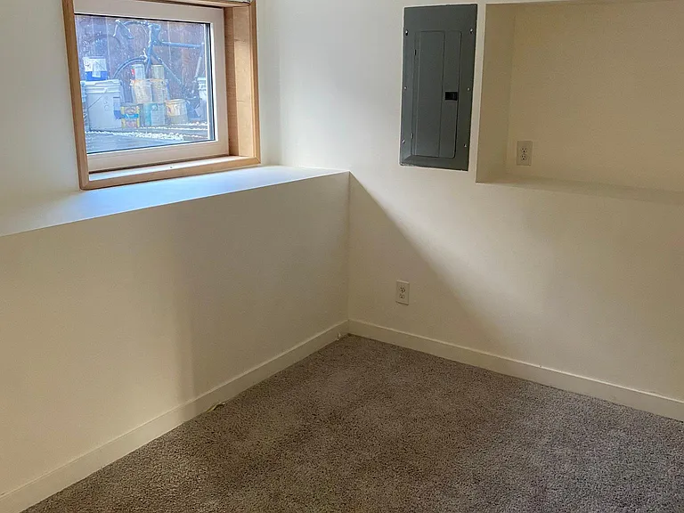 8300 N Dwight Ave — Photo 12