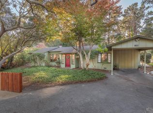 1086 Alameda St, Monterey, CA 93940