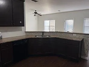 313 Clover Brook Dr — Photo 8