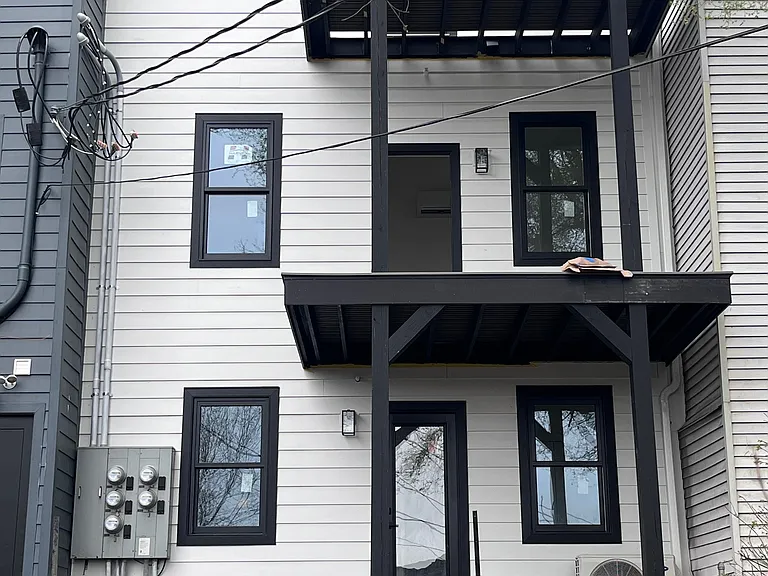 Blended indoor/outdoor living; each apartment features access to a private patio (apt 1) or decks (apt. 2, 3, and 4).