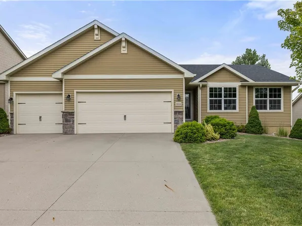 3604 161st St, Urbandale, IA 50323