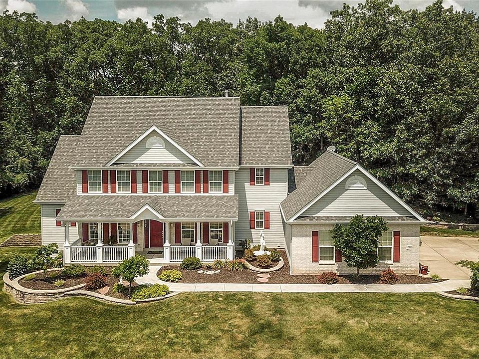 1st image of 203 Centennial Dr