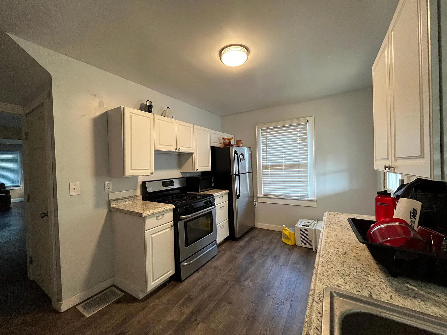 257 Southwood Ave — Photo 3