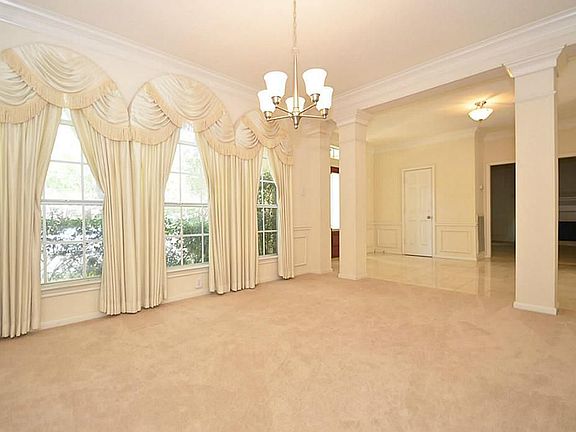 5th image of 3002 Fair Dawn Ct