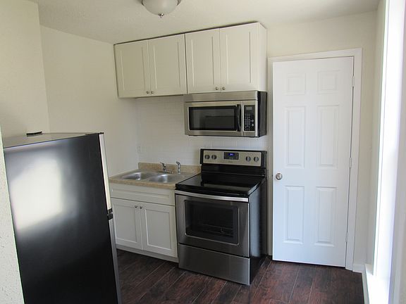 2nd image of 705 S Overton Ave #11288357