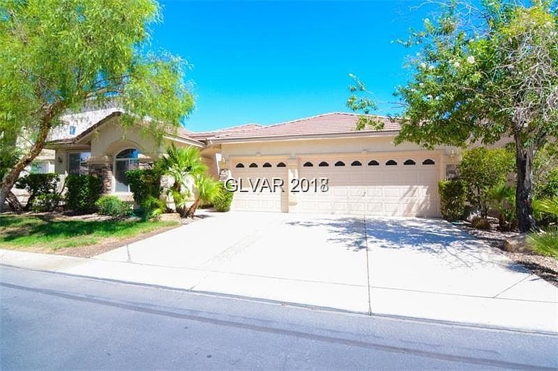 1st image of 490 Fynn Valley Dr