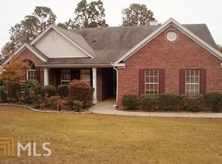 1672 Mission Park Dr, Loganville, GA 30052