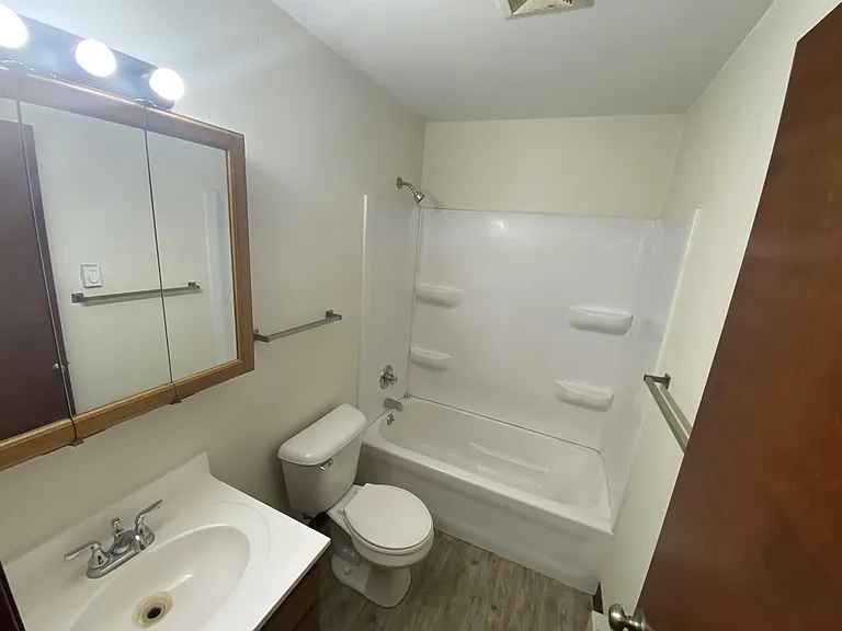 2055 5th Ave #3 — Photo 7