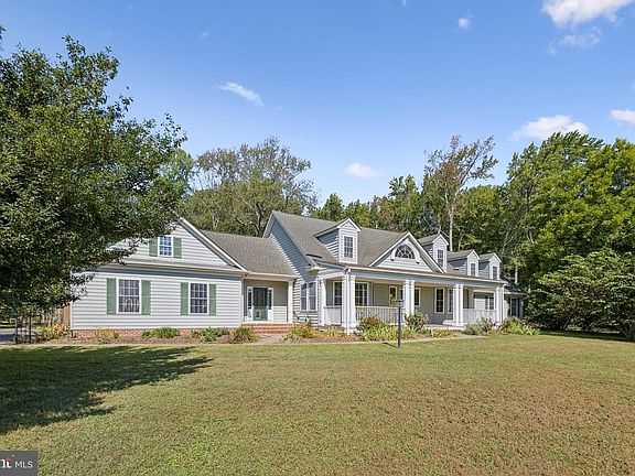 2nd image of 8612 Sandy Beach Ln