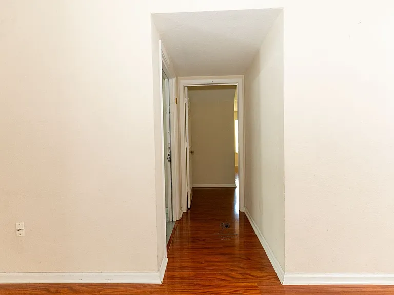 10075 Gate Pkwy N #2202 — Photo 11
