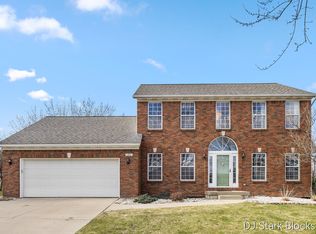 69 Rogue River View Dr NE, Rockford, MI