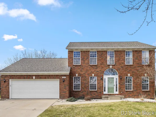 69 Rogue River View Dr NE, Rockford, MI 49341