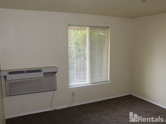 4th image of 719 E Sherman Ave