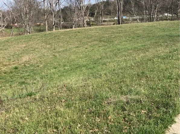 120 Long Meadow Way, Scott Depot, WV 25560