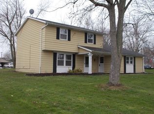 6112 Glenview Dr, Fort Wayne, IN 46815