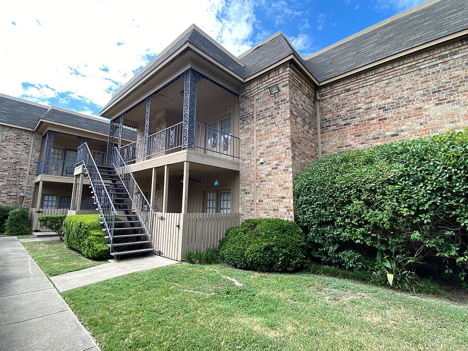 1st image of 4407 Bellaire Dr S APT 114