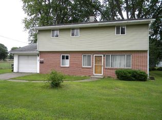 1805 E Le Fevre Rd, Sterling, IL 61081