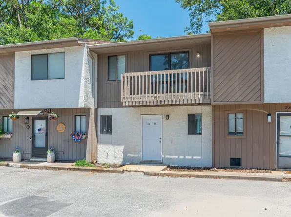 206 4th St SE Unit B5, Fort Walton Beach, FL 32548