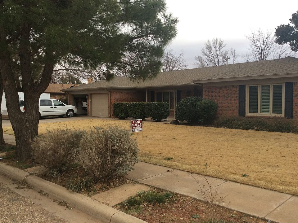 1st image of 806 W 8th St