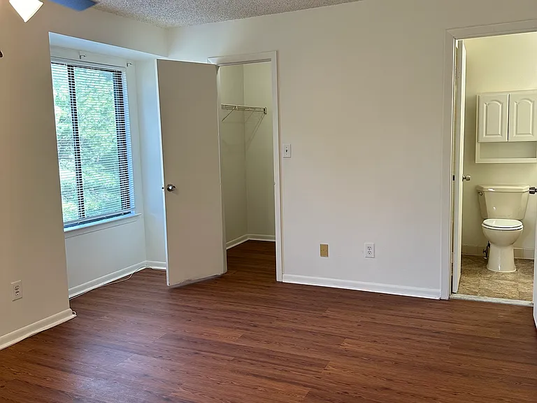 74 Park Gate Dr — Photo 50