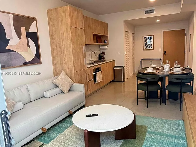 11 NE 6th St #705 — Photo 4